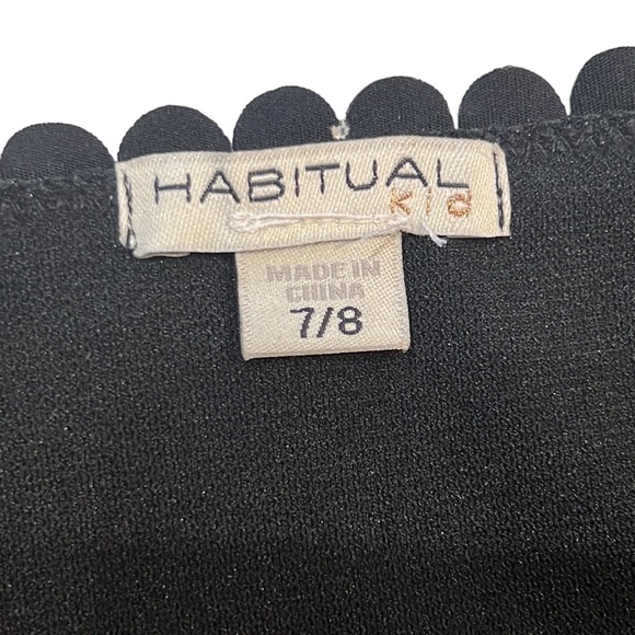 Habitual Scalloped Bikini, 7/8 - Picture 8 of 16